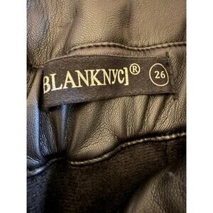 Blank NYC Pleather High Waisted Paperbag Pants. Size 26